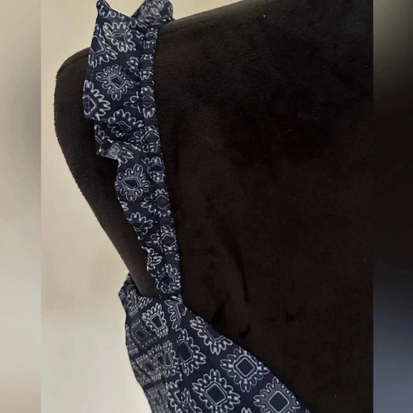 Kendall & Kylie Ruffled Cropped Tank Top - NWT - Picture 3 of 6